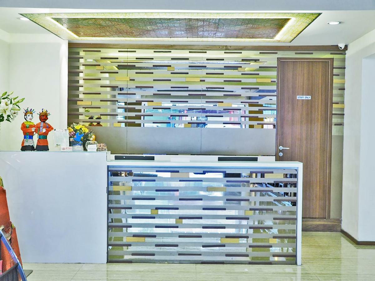 Hotel D'primahotel Melawai - Blok M 2*